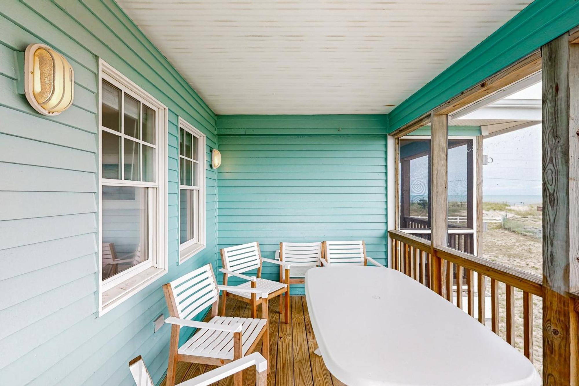 Clownfish & Cobia Buxton Room photo